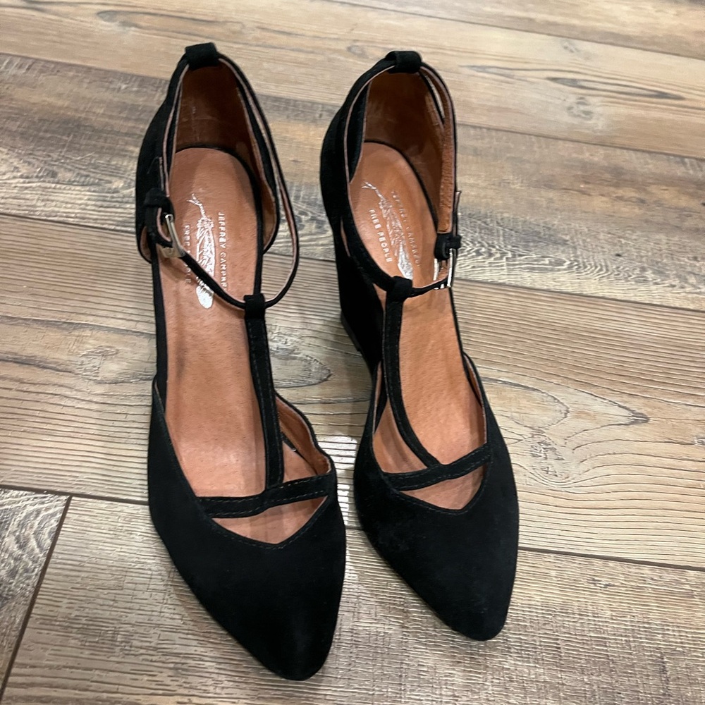 Jeffery Campbell Free People T-Strap Suede Wedge Heel Classic Size 7, Black